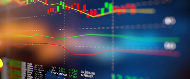 FREP_Finance_Graphs_03_GettyImages-536627428_Portrait